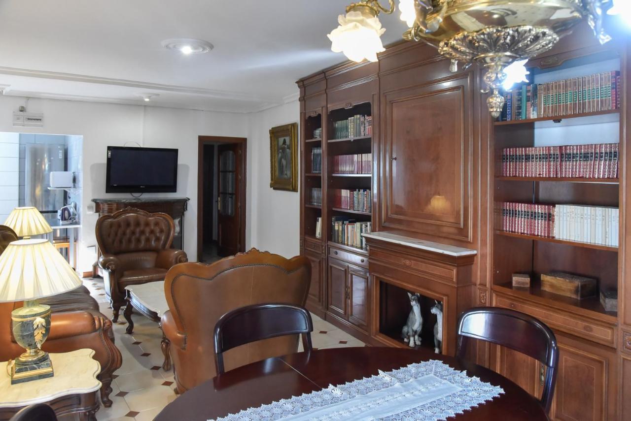 Room Martinez Sevilha Exterior foto